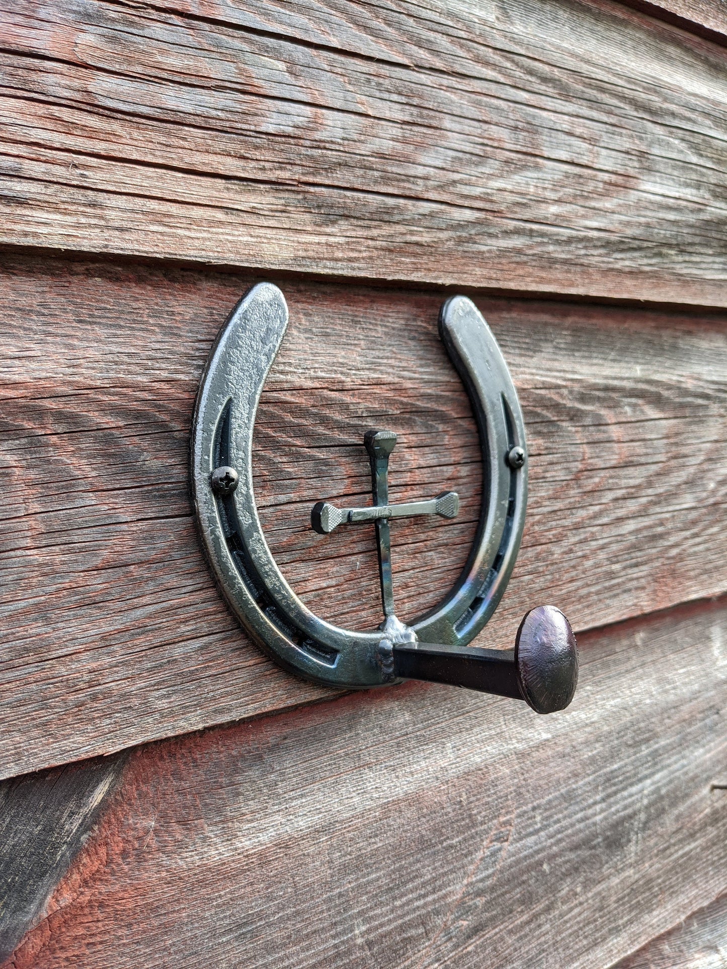 horseshoe hook